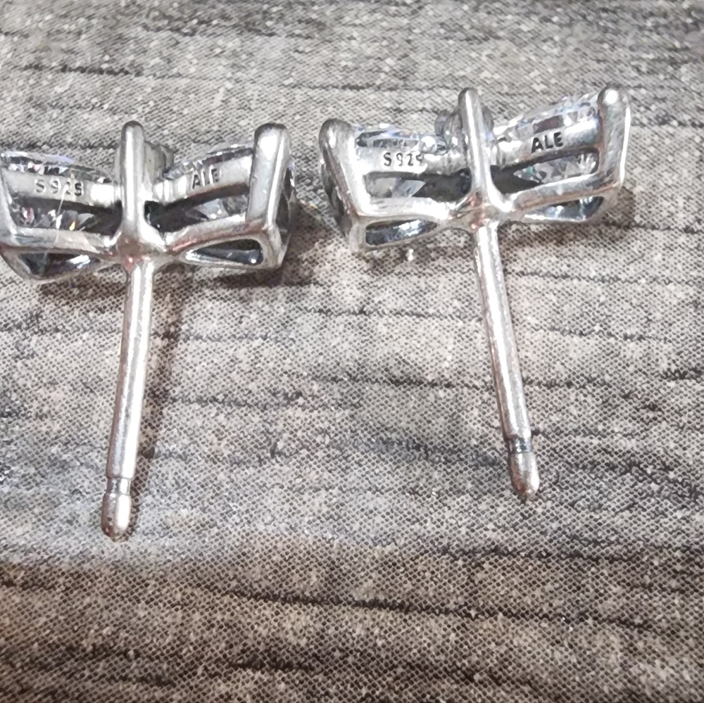 Pandora Sparkling Bow Stud Earrings - Picture 7 of 8